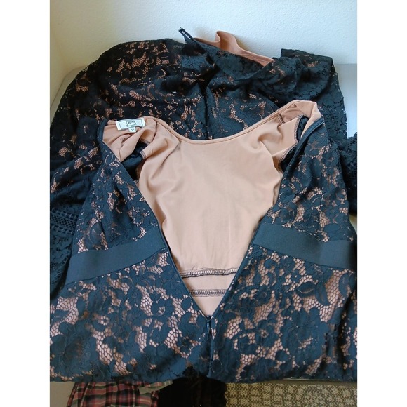 BOHO Maxi Dress Womens Large Black Lace over Beige‎ Bell Sleeve Coastal Romantic - Picture 5 of 11